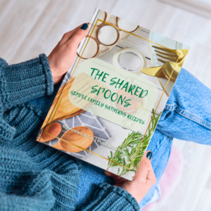 The Shared Spoons: Simple Family Gathering Recipes (Paperback)